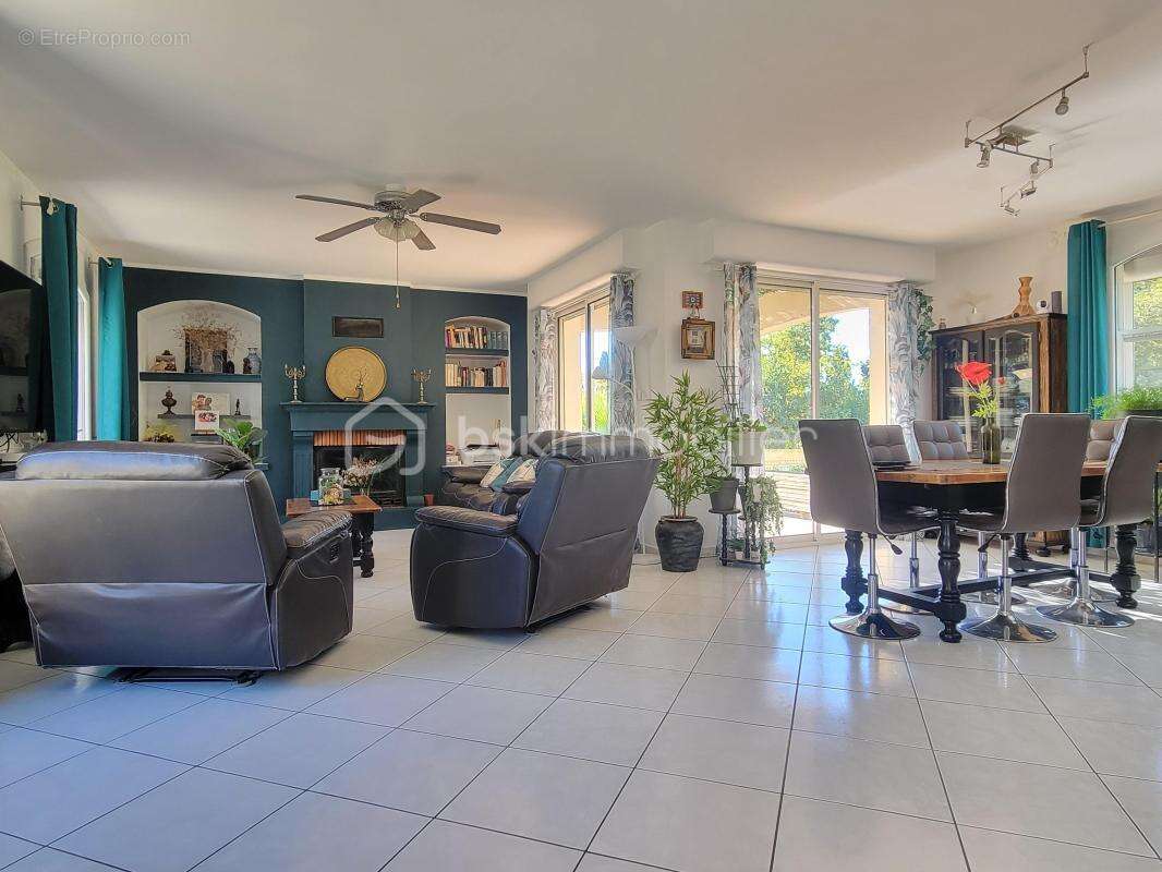 En exclusivité - Belle villa Languedocienne de 135 m² en plain pied sur 1000 m² de terrain à Poilhes 34310 - photo 12