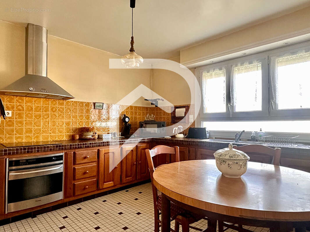 Maison à OLORON-SAINTE-MARIE