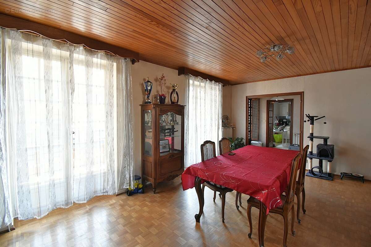 Maison à vendre 5 pièces SAINT AGREVE (07) - photo 9