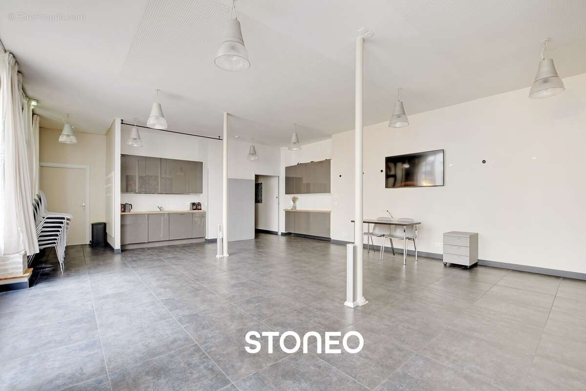 Appartement à PARIS-10E