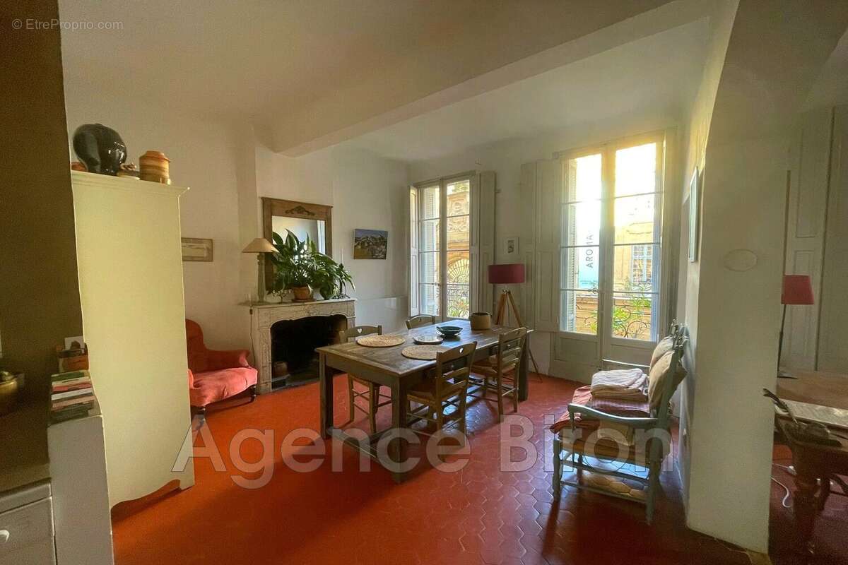 Appartement à AIX-EN-PROVENCE