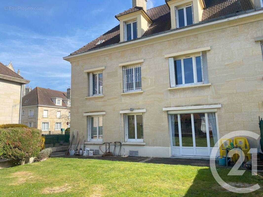 Photo 1 - Maison à BEAUVAIS