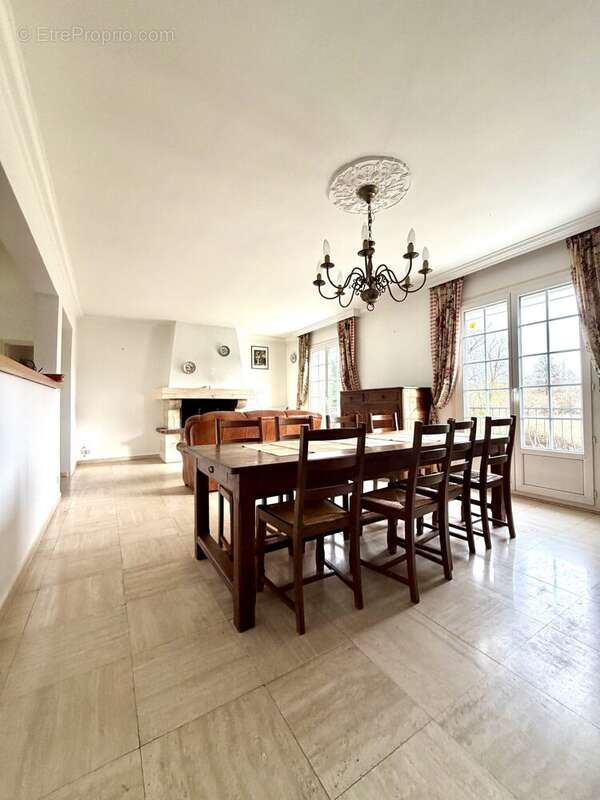 Maison à ARNIERES-SUR-ITON