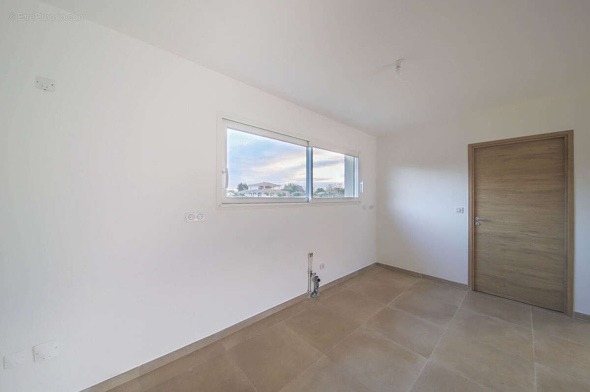 Maison à PRUNELLI-DI-FIUMORBO