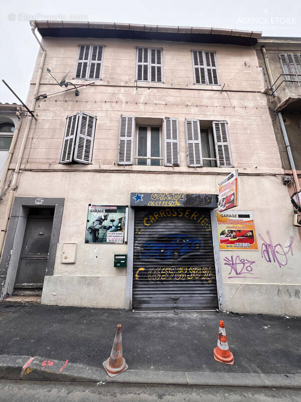 Appartement à MARSEILLE-3E