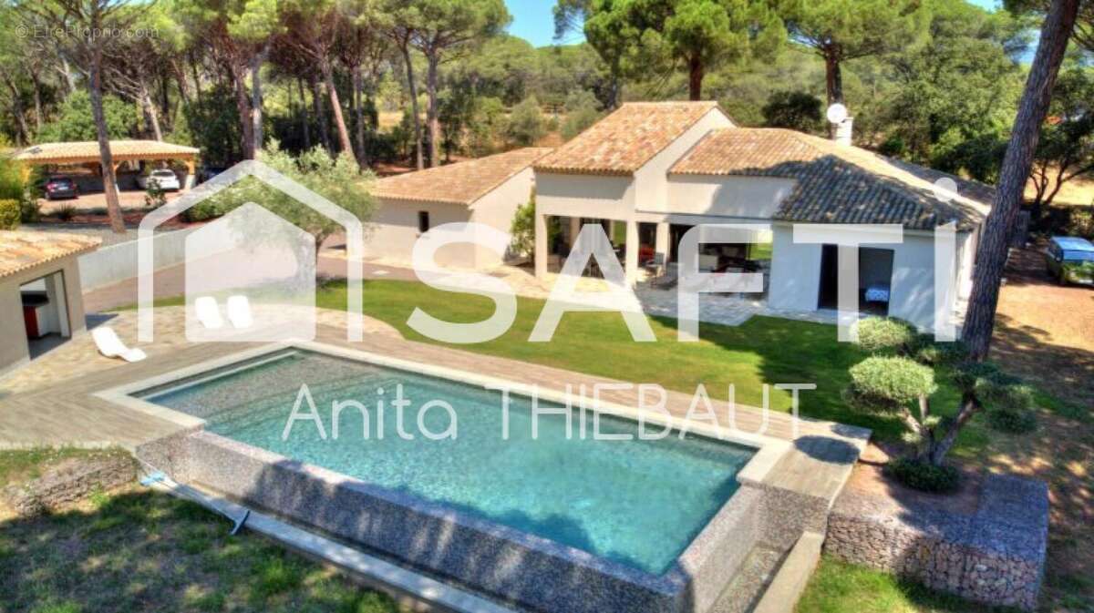 Photo 3 - Maison à ROQUEBRUNE-SUR-ARGENS