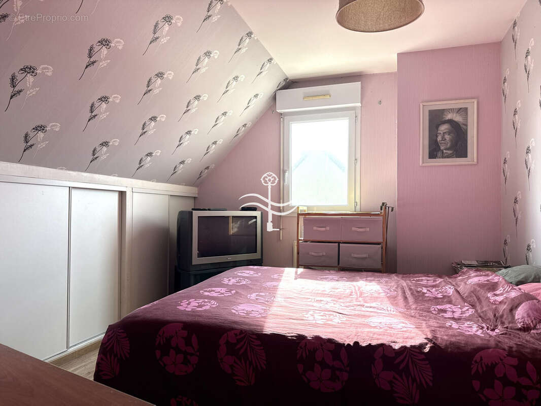 Maison à COLLEVILLE-MONTGOMERY