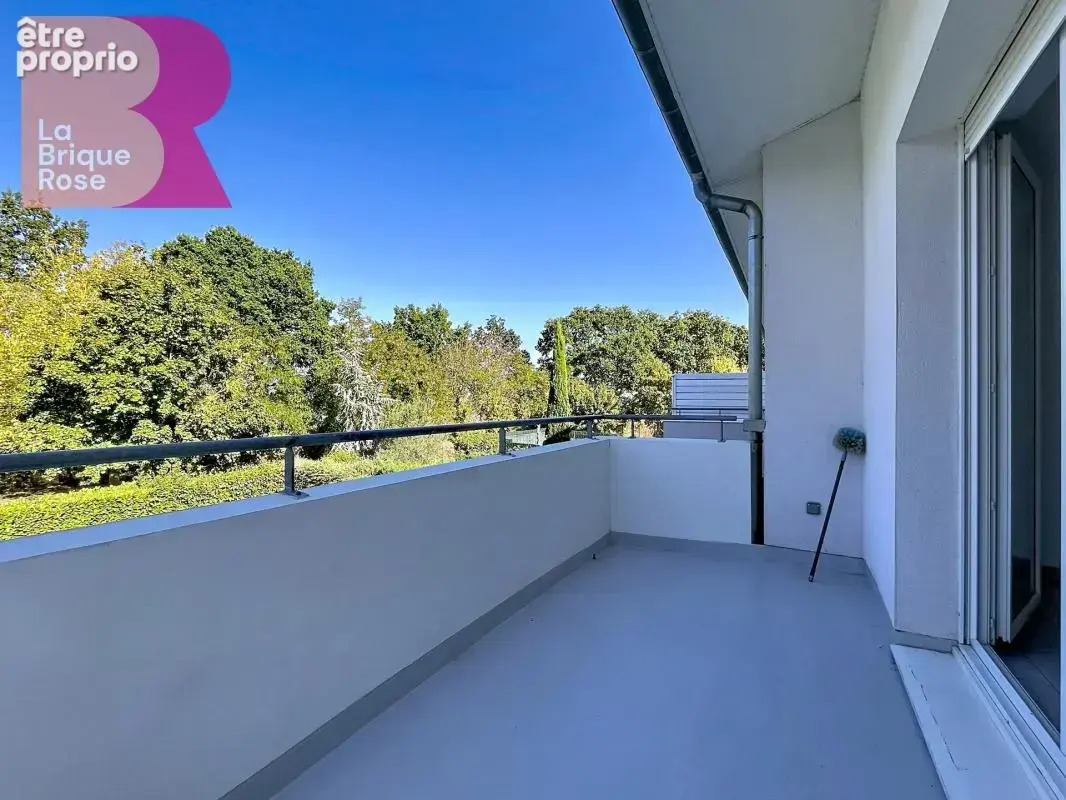 À vendre – Appartement T3 de 59 m² avec terrasse et deux places de parking à Fenouillet - photo 2