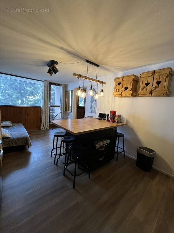 Appartement à BESSE-ET-SAINT-ANASTAISE