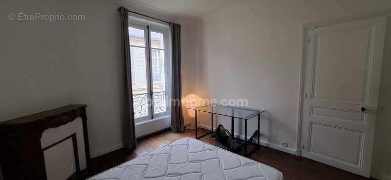 Appartement à VERSAILLES