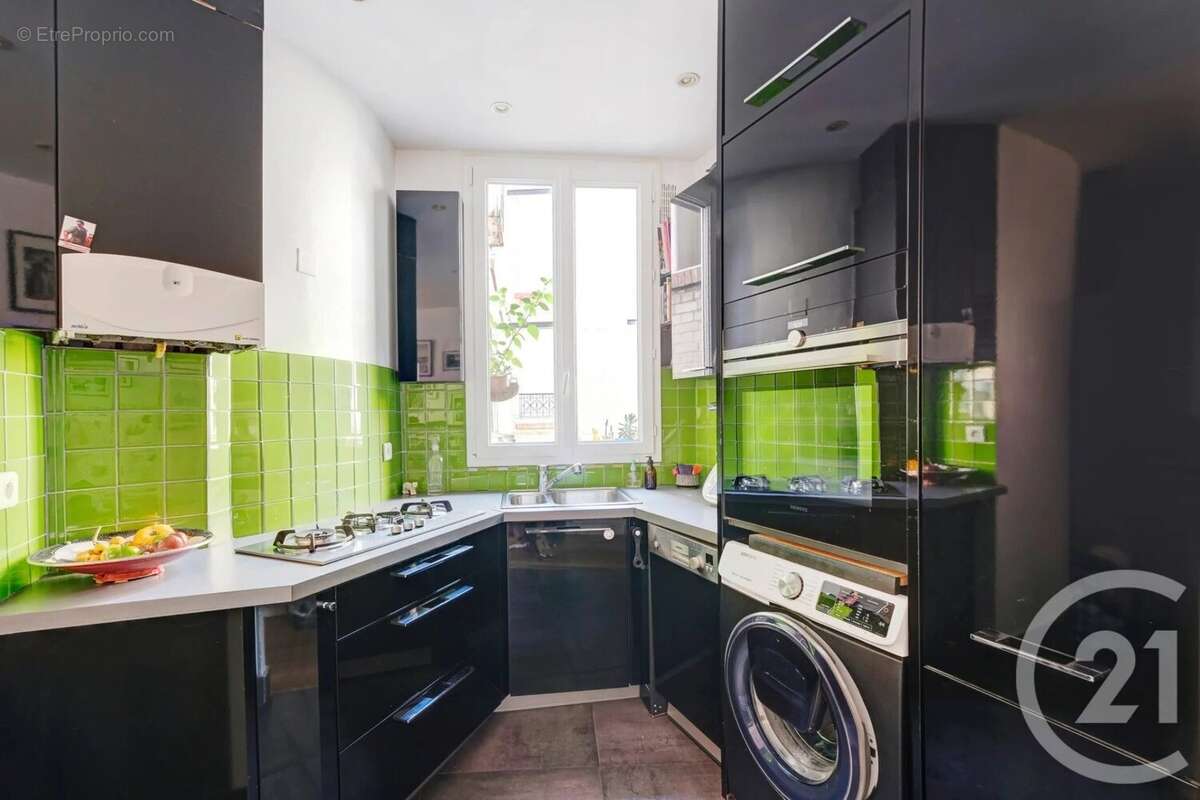 Appartement à PARIS-15E