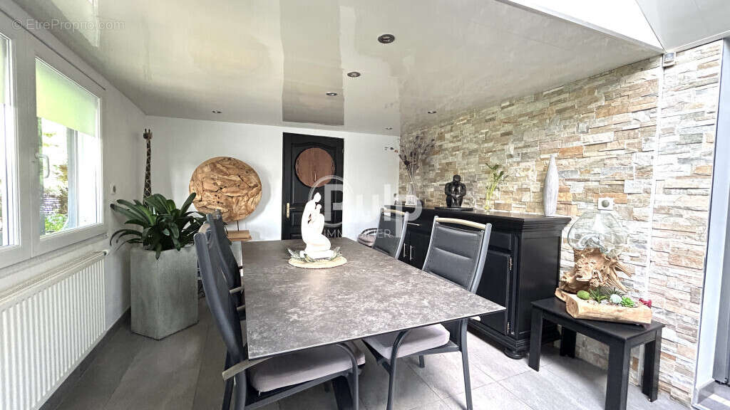 Maison à MONTIGNY-EN-GOHELLE