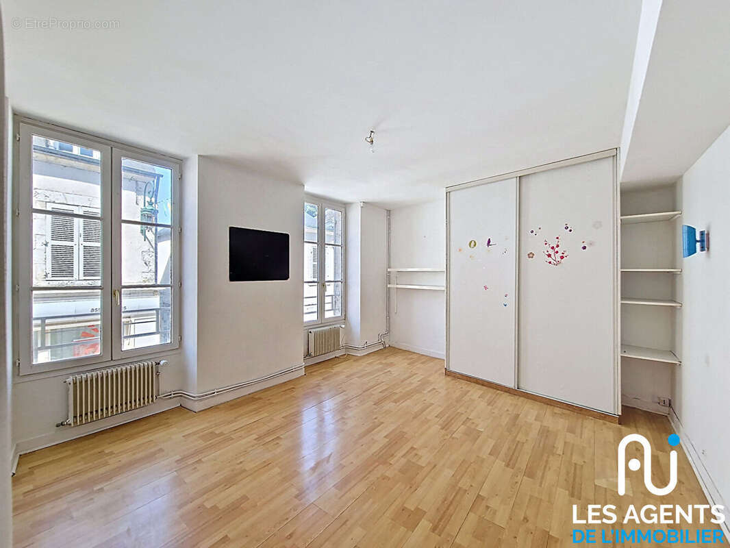 Maison à MEUNG-SUR-LOIRE