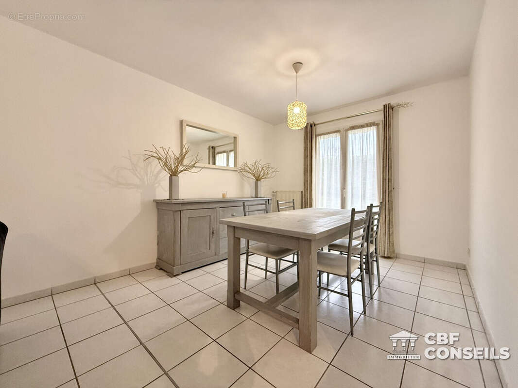 Maison à PONT-DU-CHATEAU