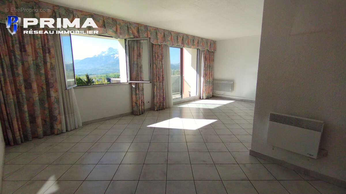 Appartement à LA MURE