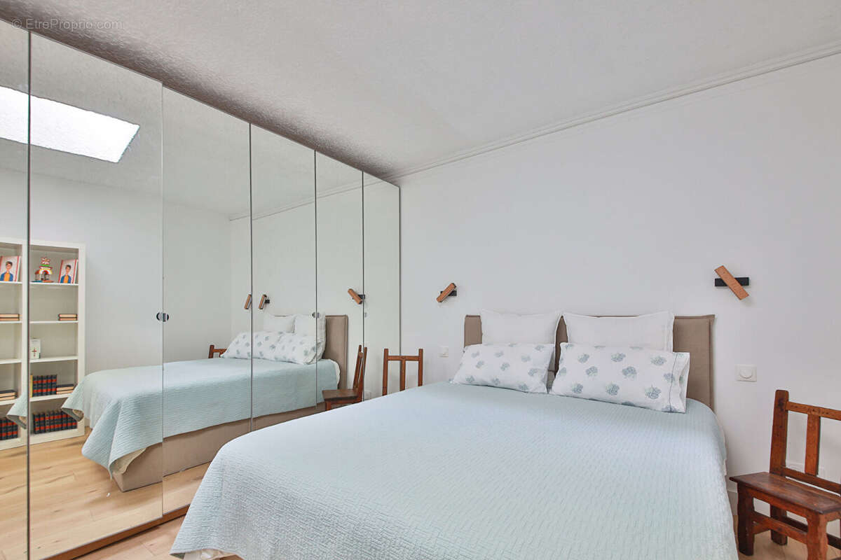 Appartement à SURESNES