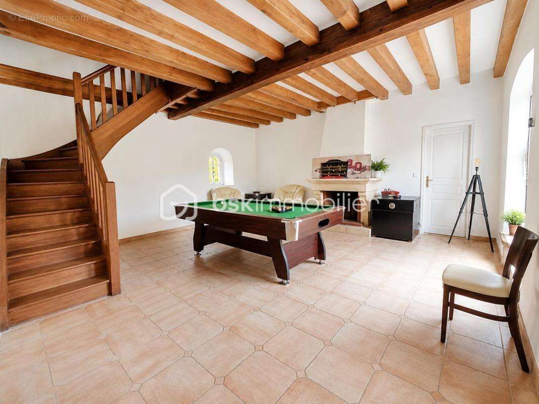 Maison à EPERNON
