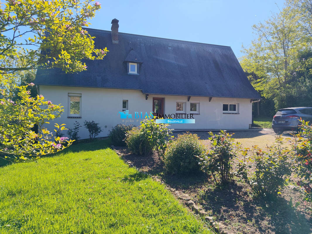 Maison à CONTEVILLE