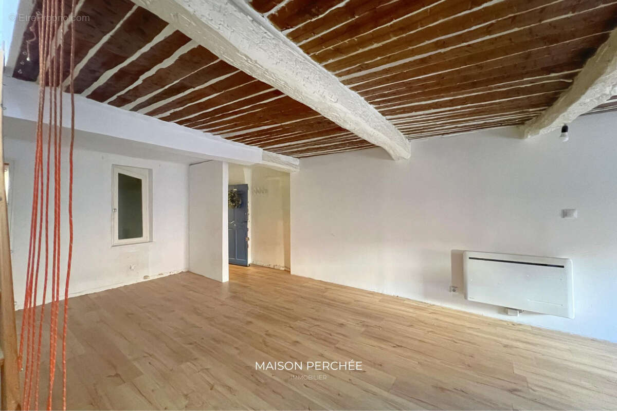 Appartement à DRAGUIGNAN