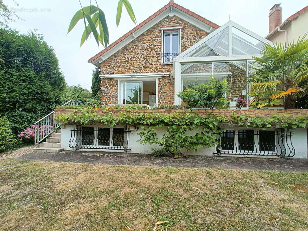 Maison à VILLEMOMBLE