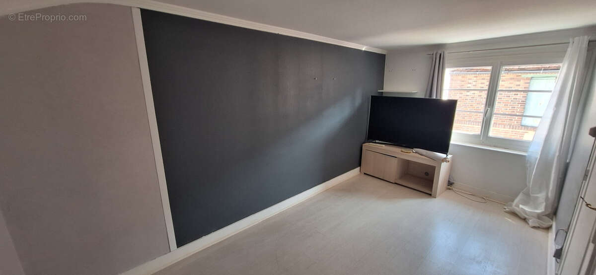 Maison 90m2 environ,au pied des commerces,3 chambres,bureau,garage,atelier,grange,cave,terrain 190m2 - photo 11
