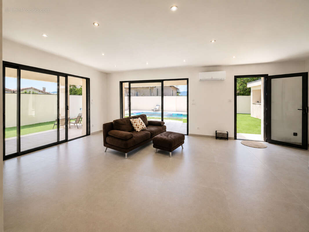 Maison contemporaine recente - photo 10
