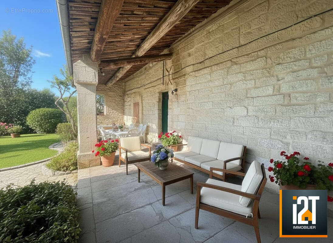 Maison à UZES