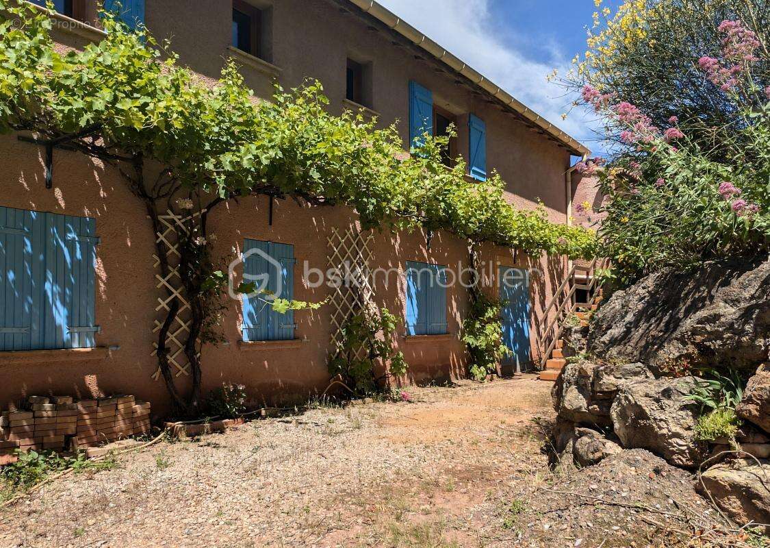 Villa de 257 m² a liausson 34800 - photo 5