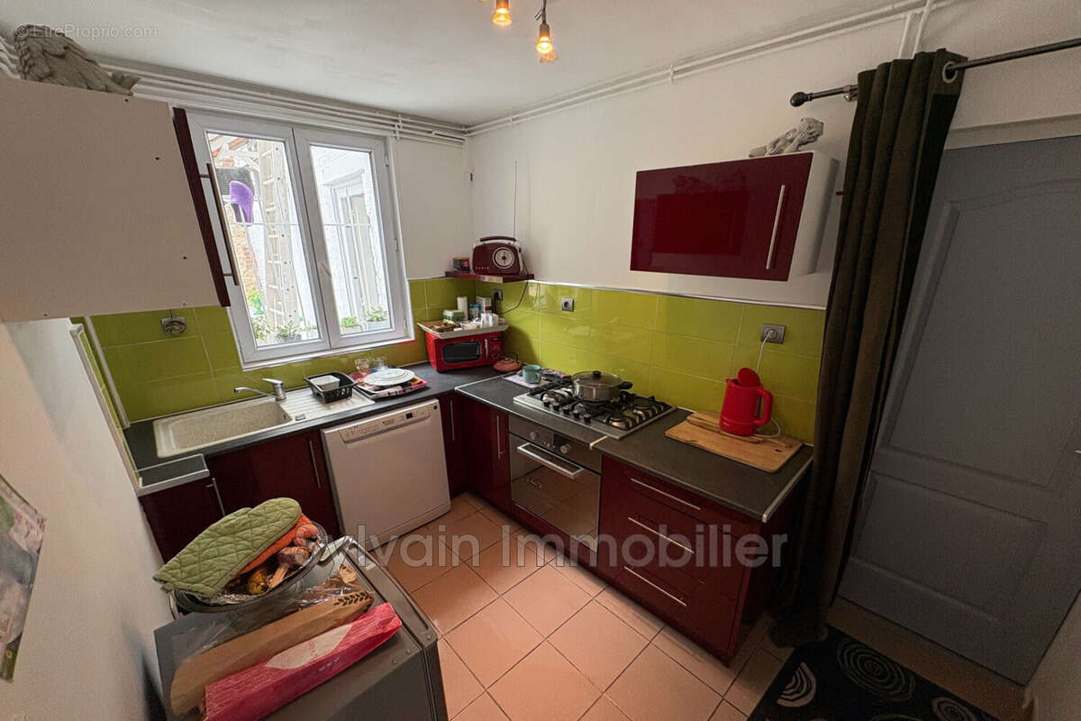 Maison à FERRIERES-EN-BRAY