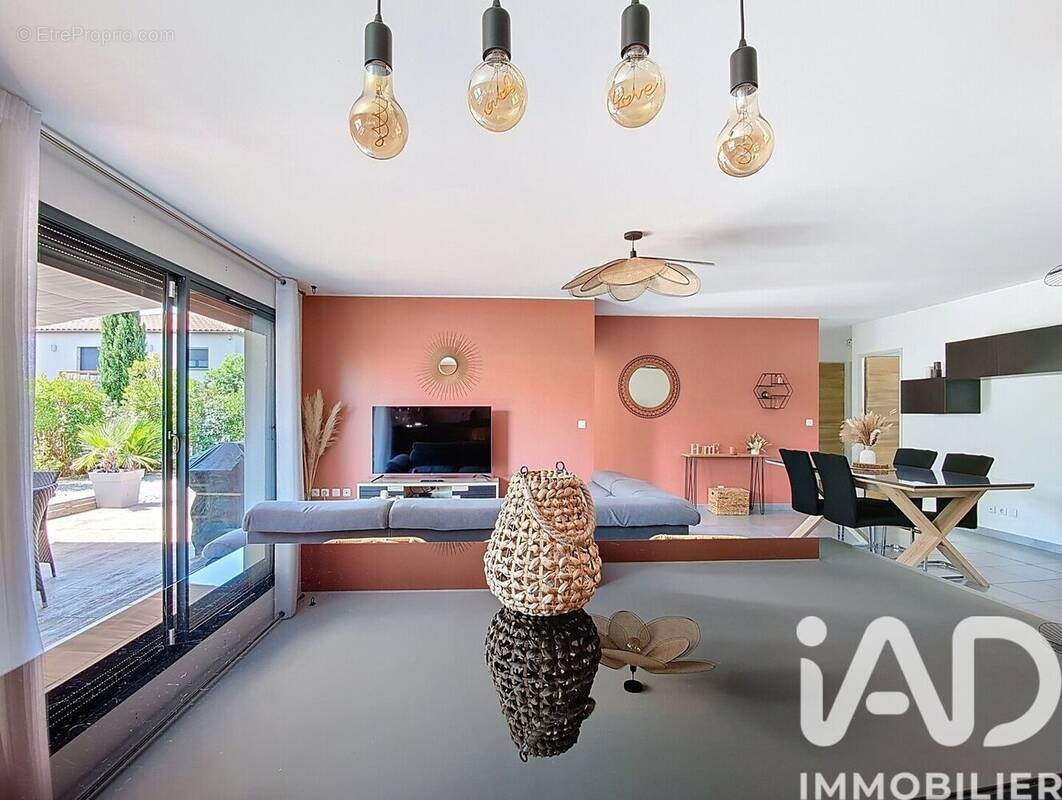 Photo 1 - Maison à PEYRESTORTES