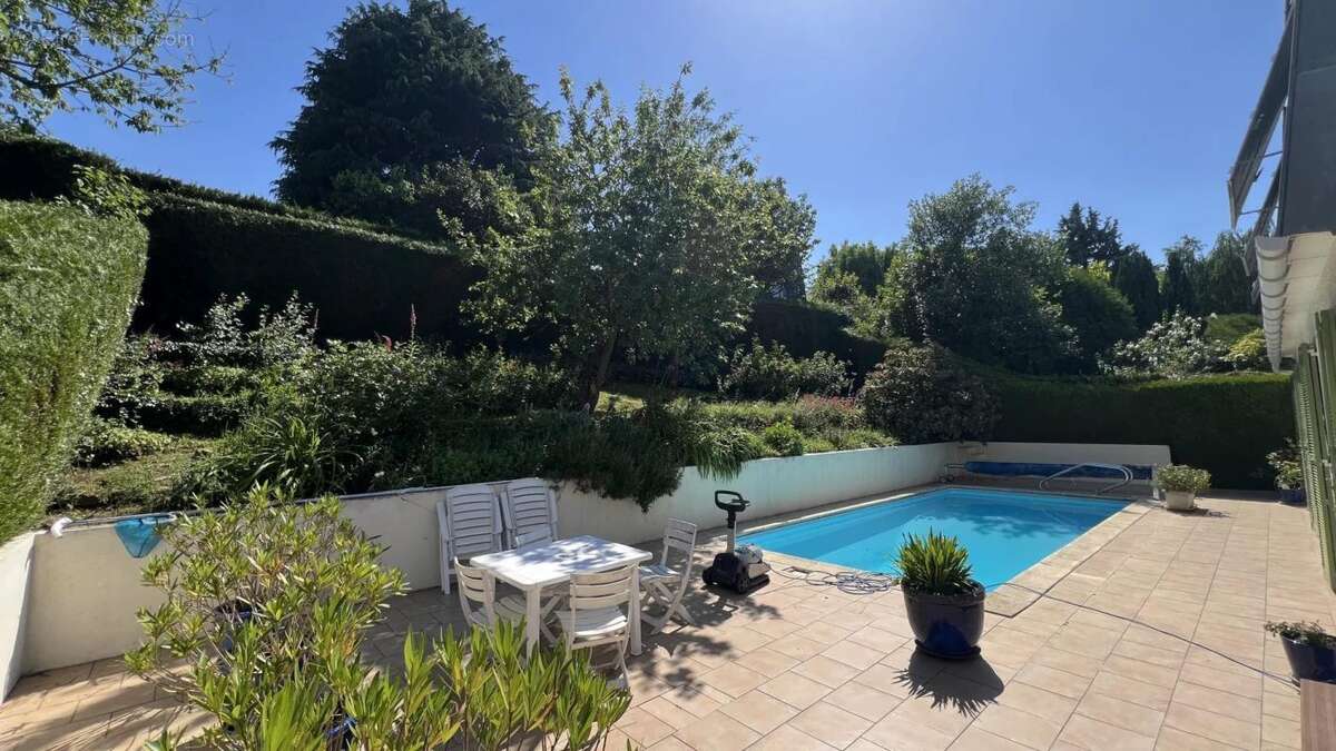 Maison à PLAISIR