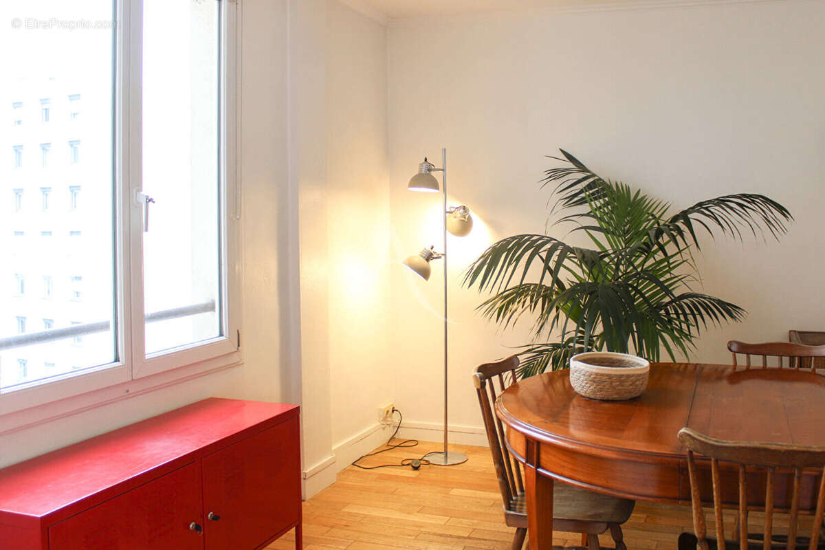 Appartement à AUBERVILLIERS