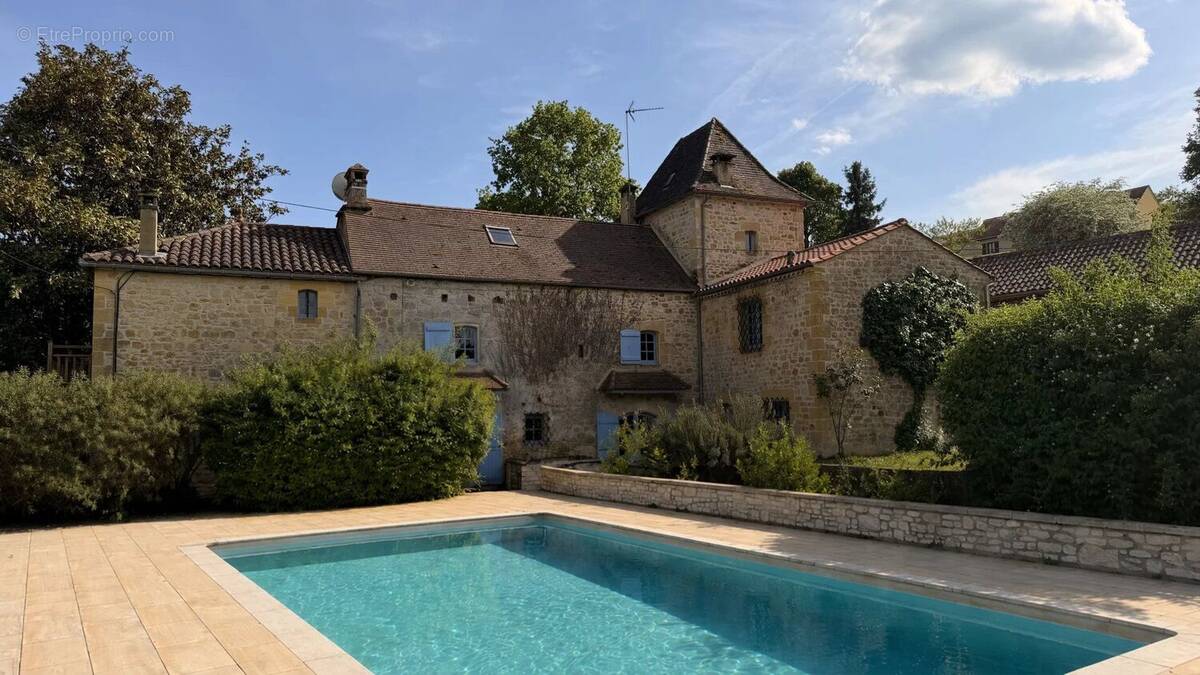 Maison à GROLEJAC