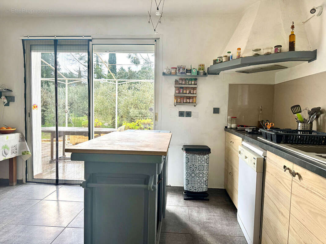 Maison à VILLENEUVE-LES-AVIGNON