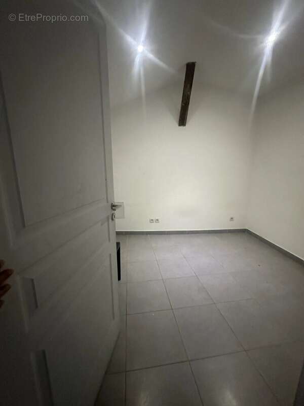 Appartement à LE MUY