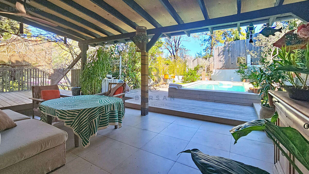 Maison à FREJUS