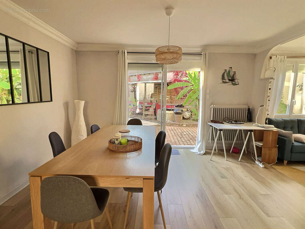 Maison à VILLENEUVE-SUR-LOT