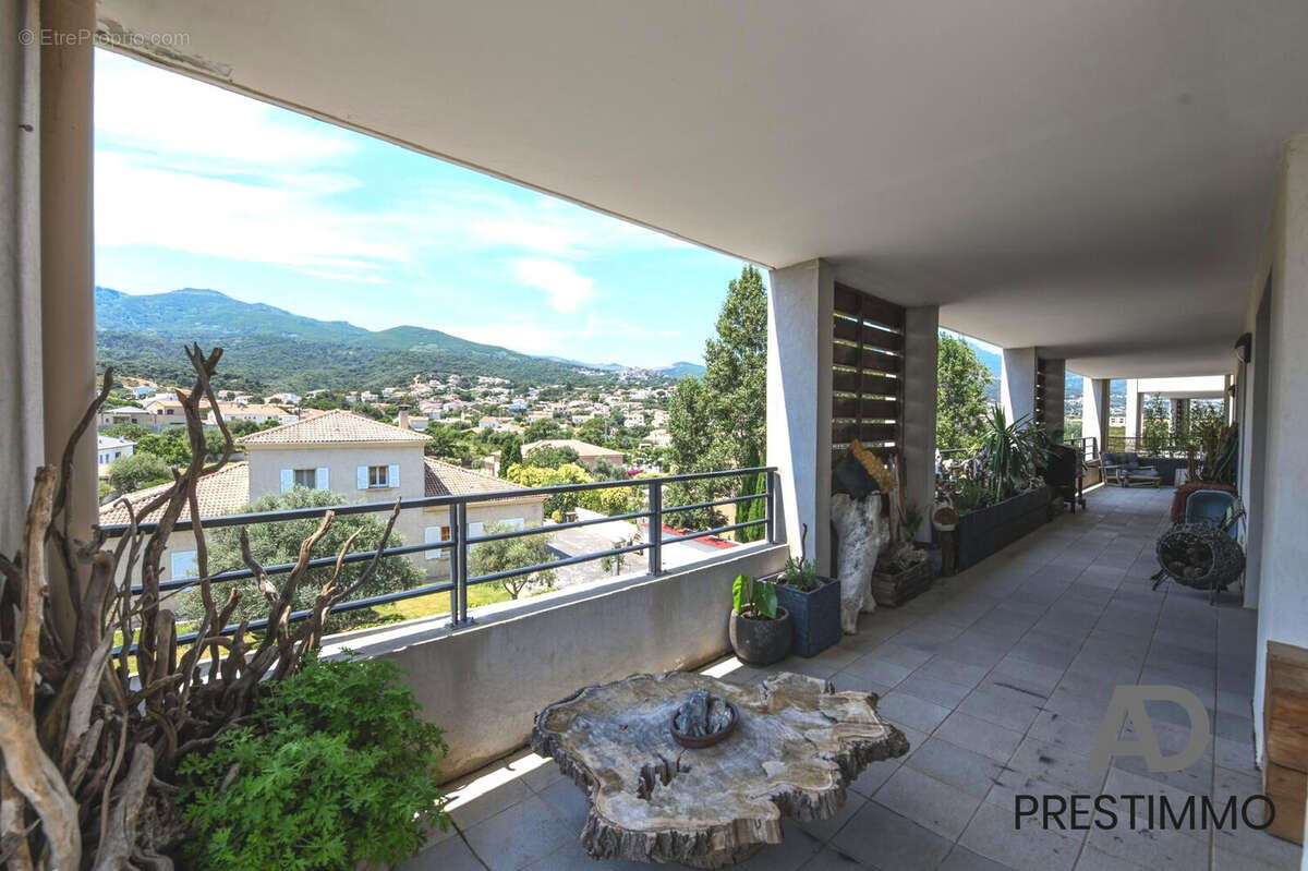 Appartement 78 m² à Furiani  - photo 2