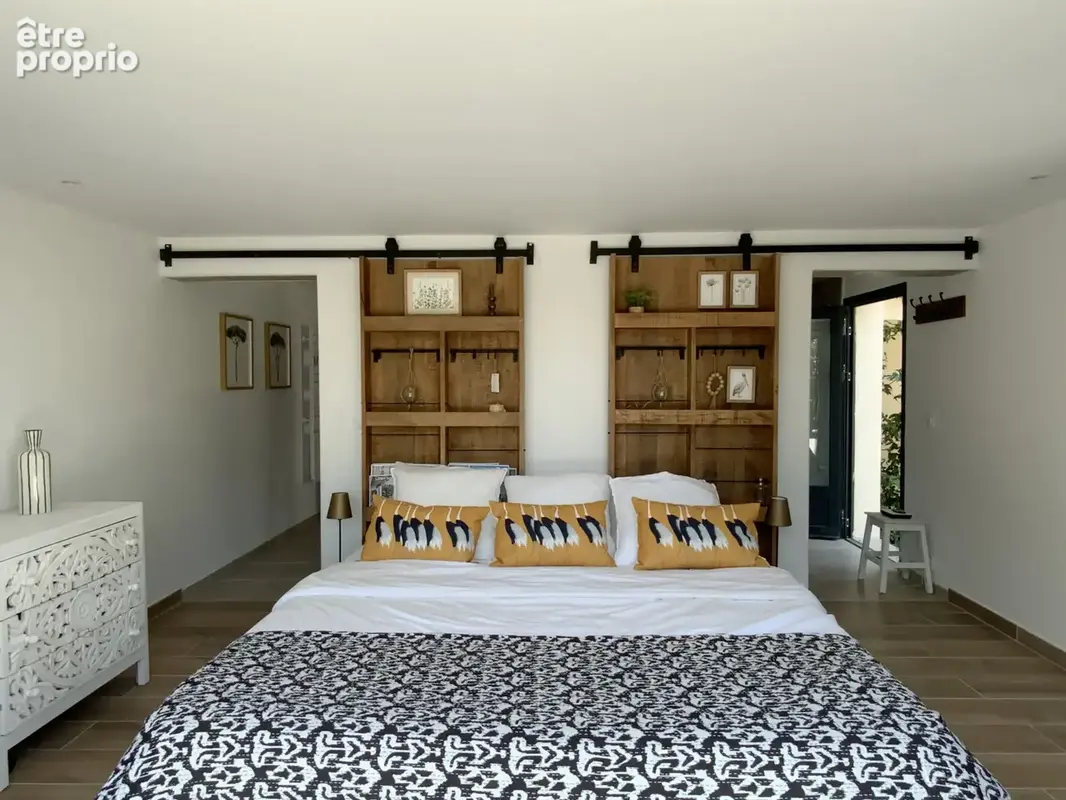 Mas provençal avec piscine, jardin et vue sur les vignes. - photo 10