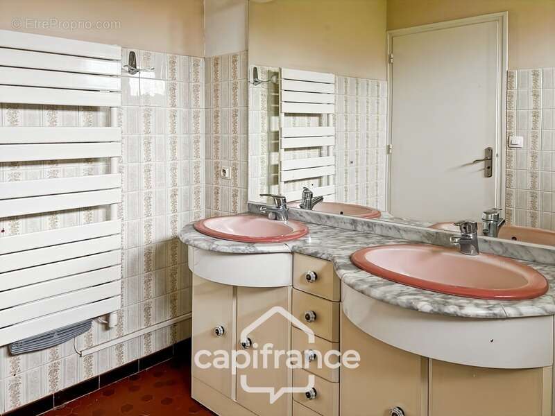 Maison à CASTELCULIER