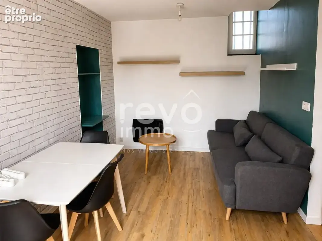 Angers centre ville, T2 meublé de 43 m²  Loué 950 /mois  Bail jusqu'en 2027  Rentabilité 5,3 % - photo 2