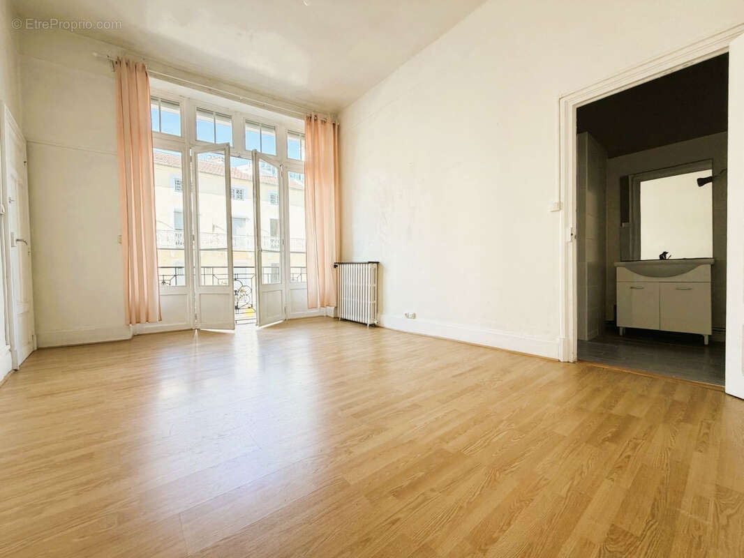 Appartement à VICHY