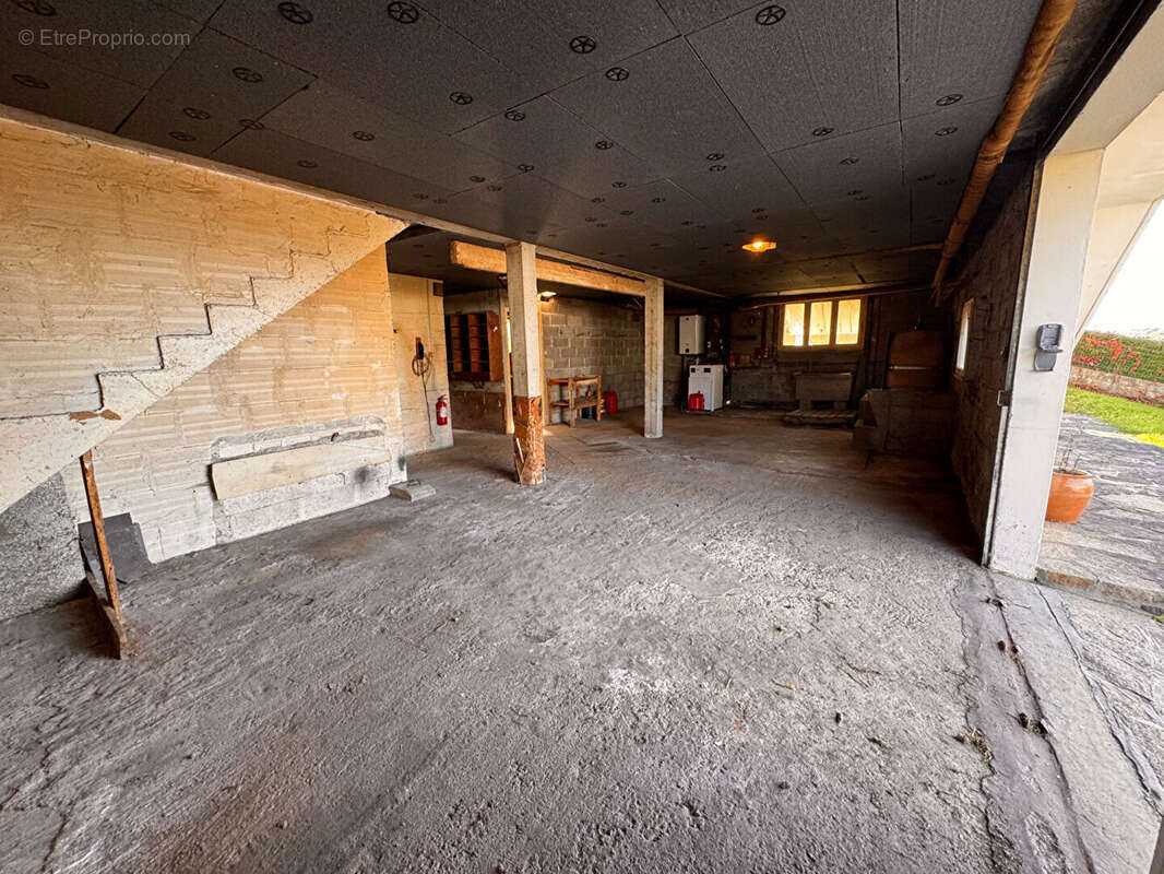 Maison à ERGUE-GABERIC