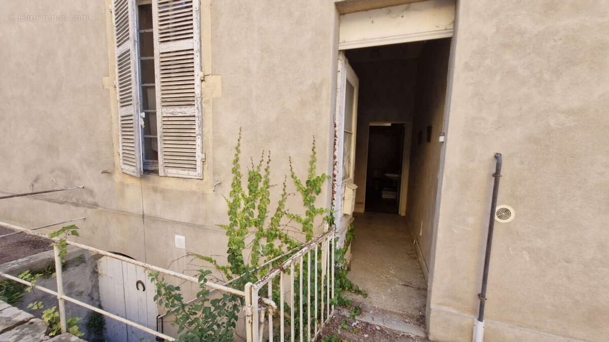 Appartement à CHARLIEU