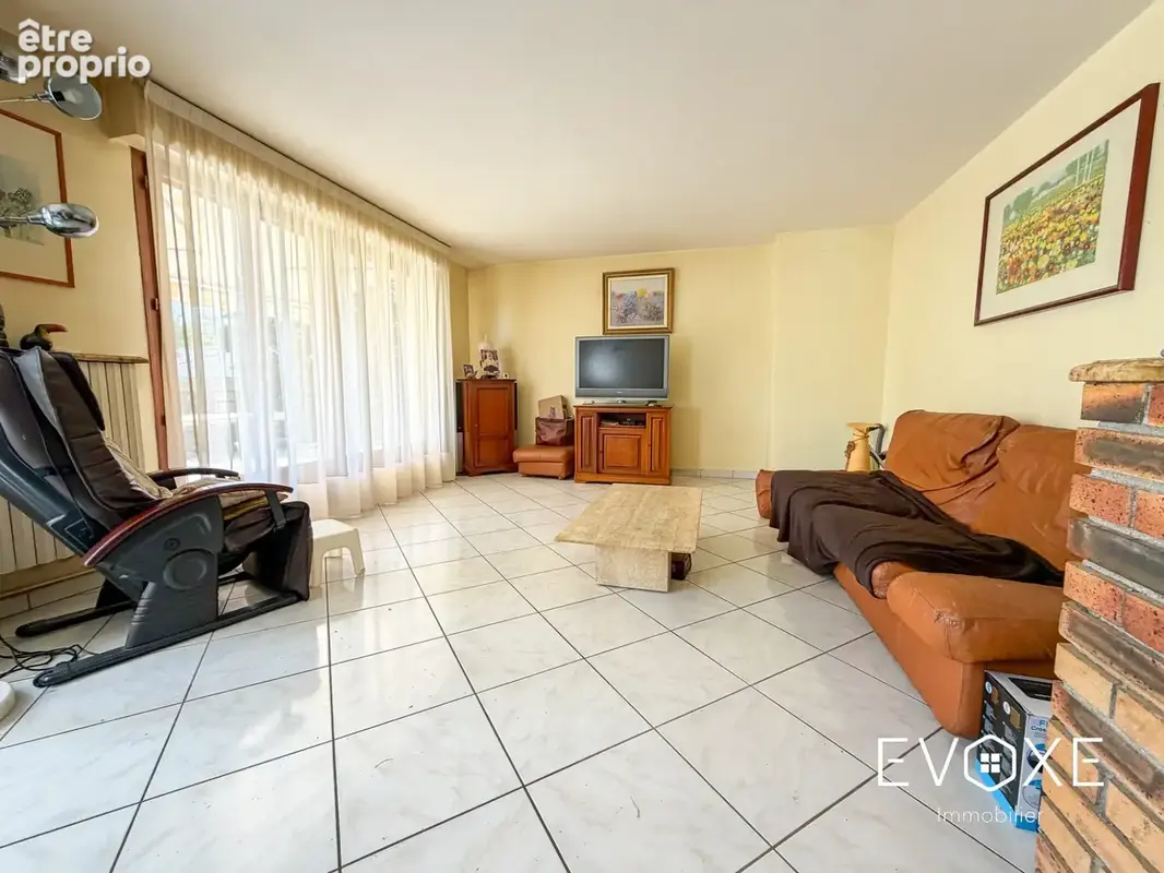 Maison 101 m² à Andilly  - photo 3