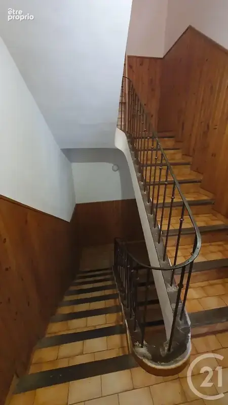 Maison 11 pièces 210 m² à vendre à Roquemaure (30150) - photo 11