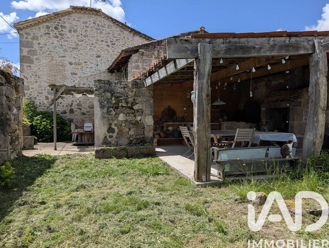 Photo 1 - Maison à MONCRABEAU
