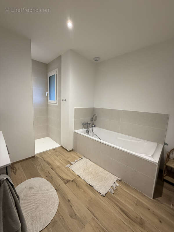 Maison à BRETTE-LES-PINS