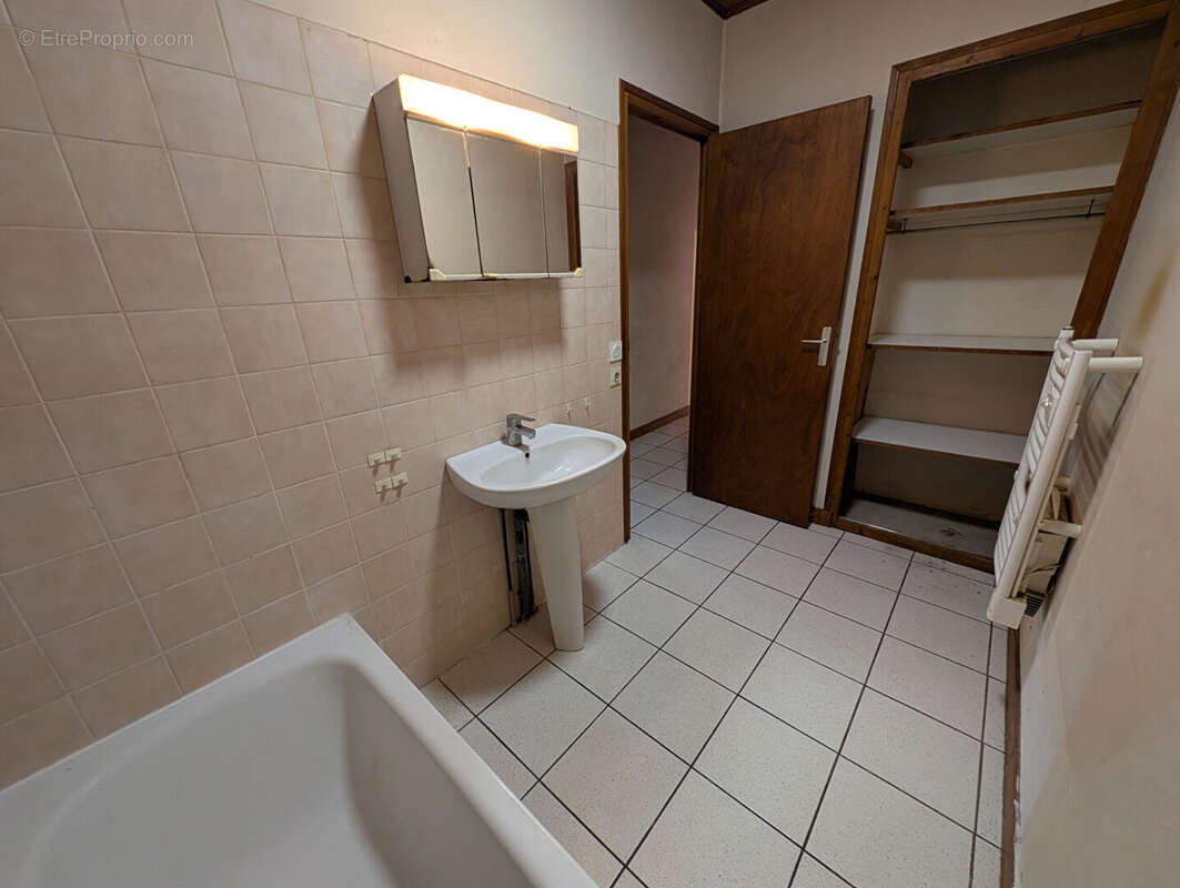 Appartement à SAINT-PERAY