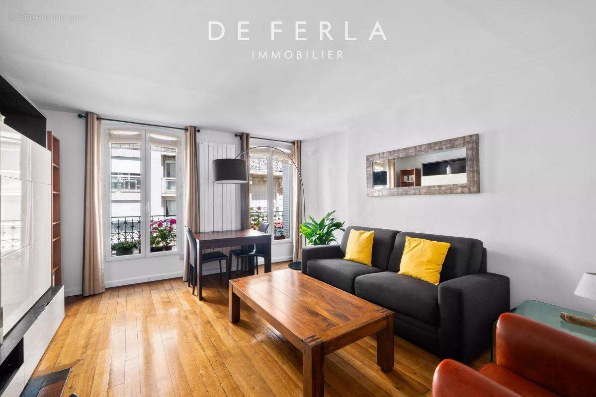 Appartement à PARIS-15E